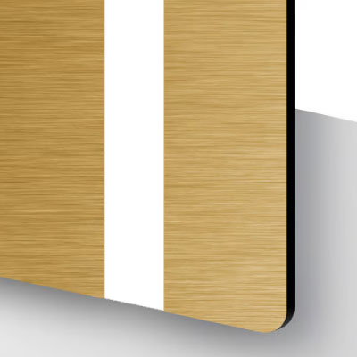 Fond bronze, gravure blanche